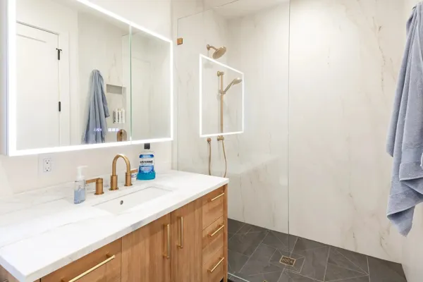 16-564-Chenery-San-Francisco-1bath-web.webp