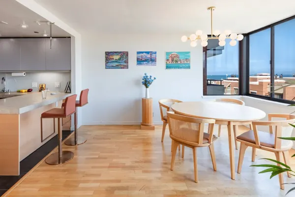 09-101-Lombard-608W-San-Francisco-kitchen-dining-web.webp