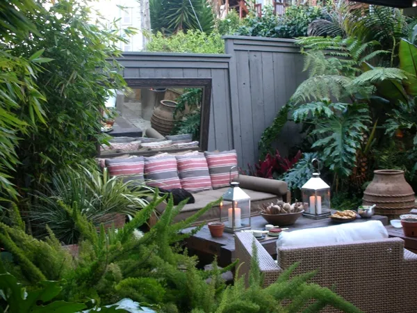 153-13-garden.jpg