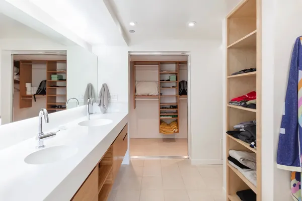 19-101-Lombard-608W-San-Francisco-1bath-web.webp
