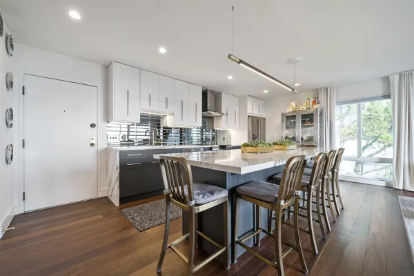 Bright City-View 1BR Condo with King Bed