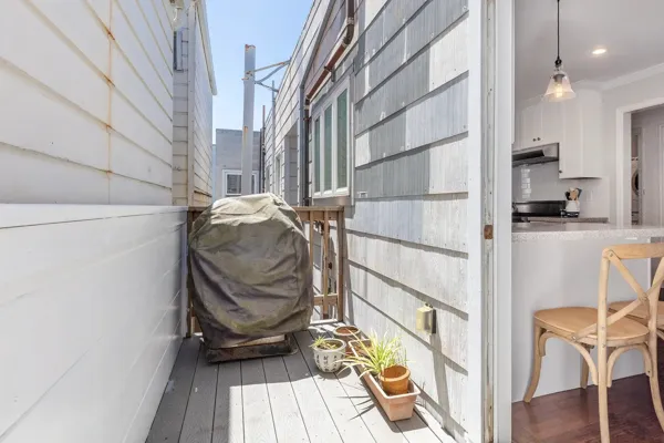 12-1739-Lake-San-Francisco-deck-web (1).webp