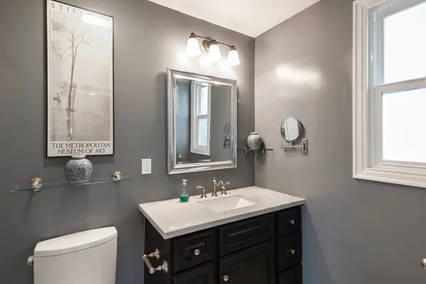 07-1739-Lake-Unit4-San-Francisco-1bath-web.webp