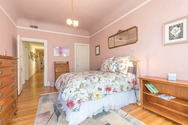 pacific heights house.jpg