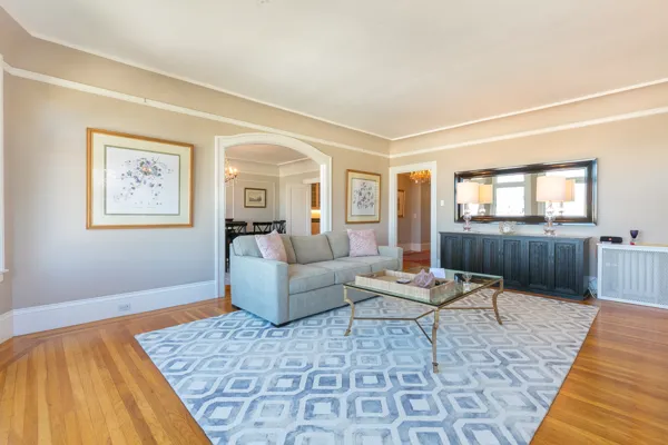 pacific heights apartments for rent.jpg