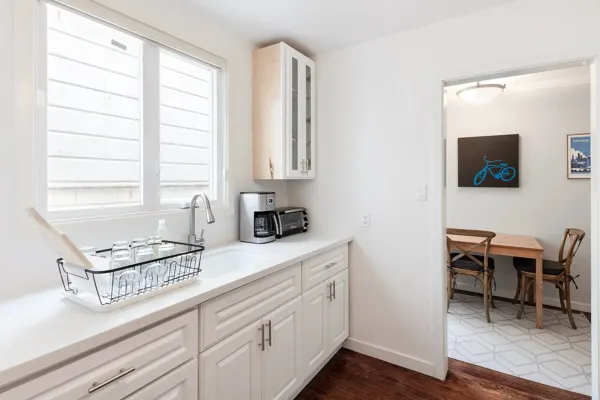 Bright Richmond District Retreat Near the Presidio