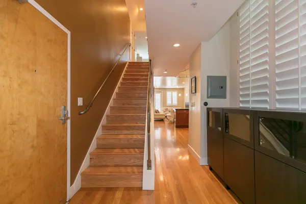executive house.jpg