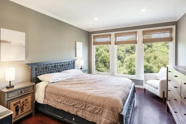 13-1739-Lake-San-Francisco-bed-web (1).webp