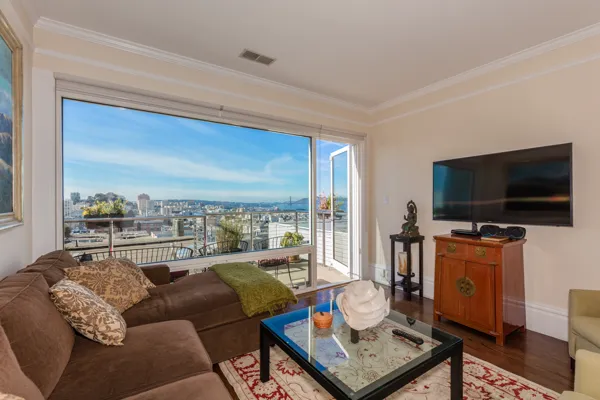 executive rentals.jpg