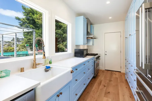11-564-Chenery-San-Francisco-kitchen-web.webp