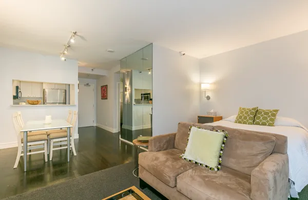 300 3rd St. #503 by John Arbuckle 72dpi for web-10.jpg