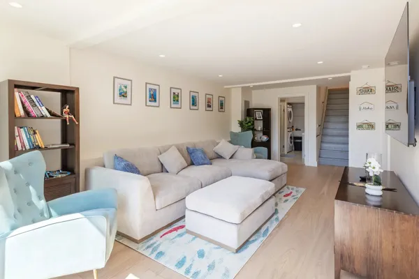 17-564-Chenery-San-Francisco-downstairs-web.webp