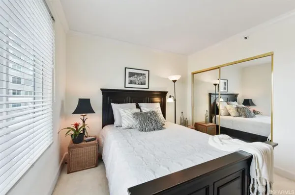 well lit 1 BEDROOM 1 BATH