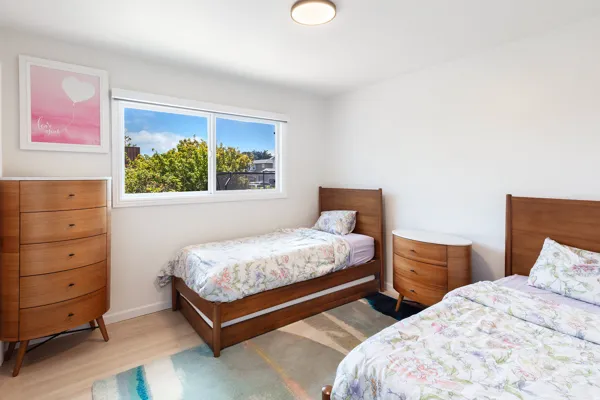 23-460-Valverde-South-San-Francisco-2bed-web.jpg