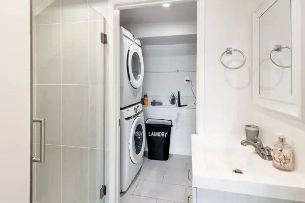 26-564-Chenery-San-Francisco-2bath-web.webp